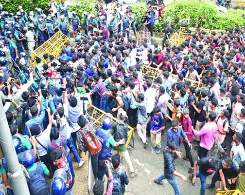দৈনিক আশুলিয়া