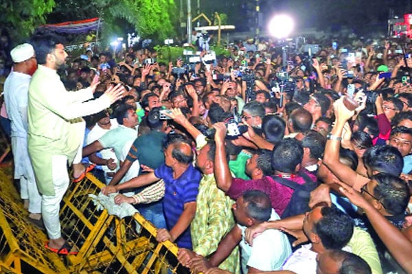 দৈনিক আশুলিয়া