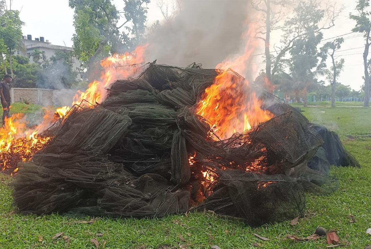 দৈনিক আশুলিয়া