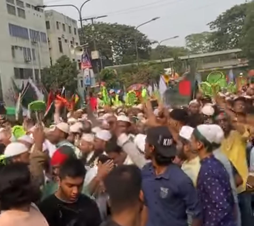দৈনিক আশুলিয়া