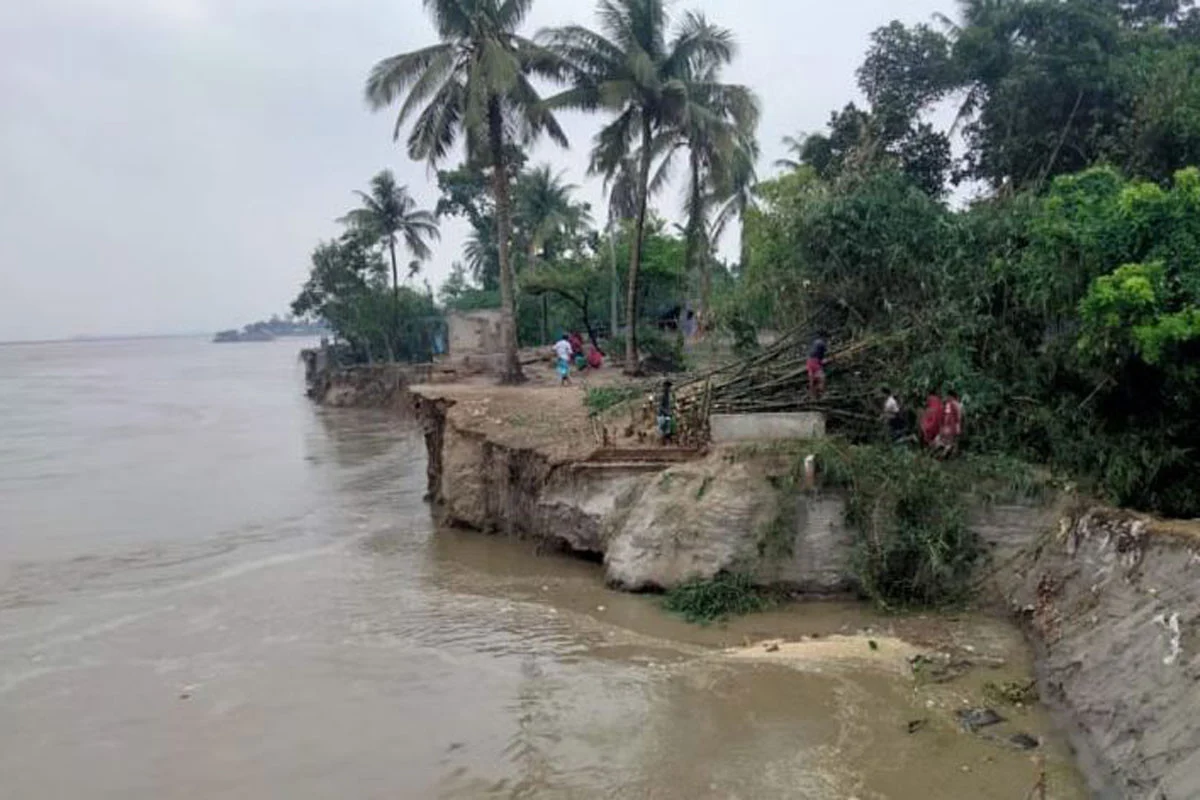 দৈনিক আশুলিয়া