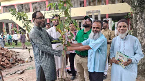 দৈনিক আশুলিয়া
