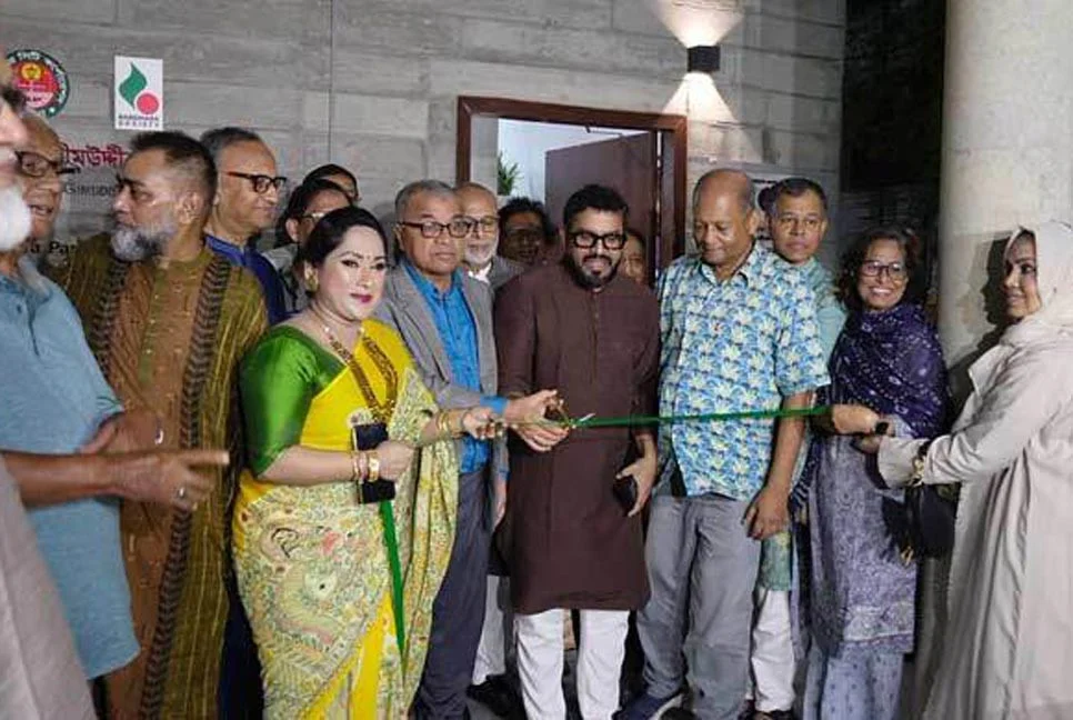 দৈনিক আশুলিয়া