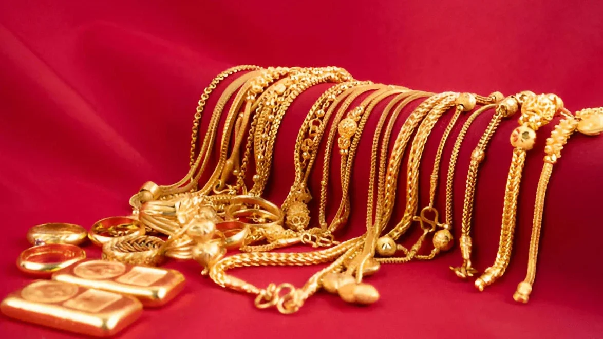 দৈনিক আশুলিয়া