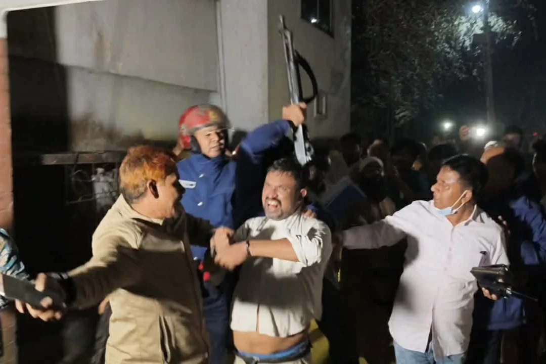 দৈনিক আশুলিয়া