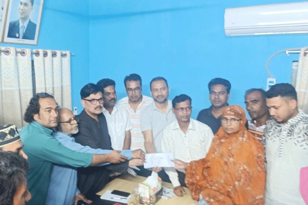 দৈনিক আশুলিয়া