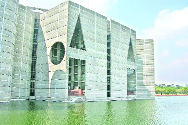 দৈনিক আশুলিয়া